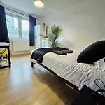 Wellington Apartment